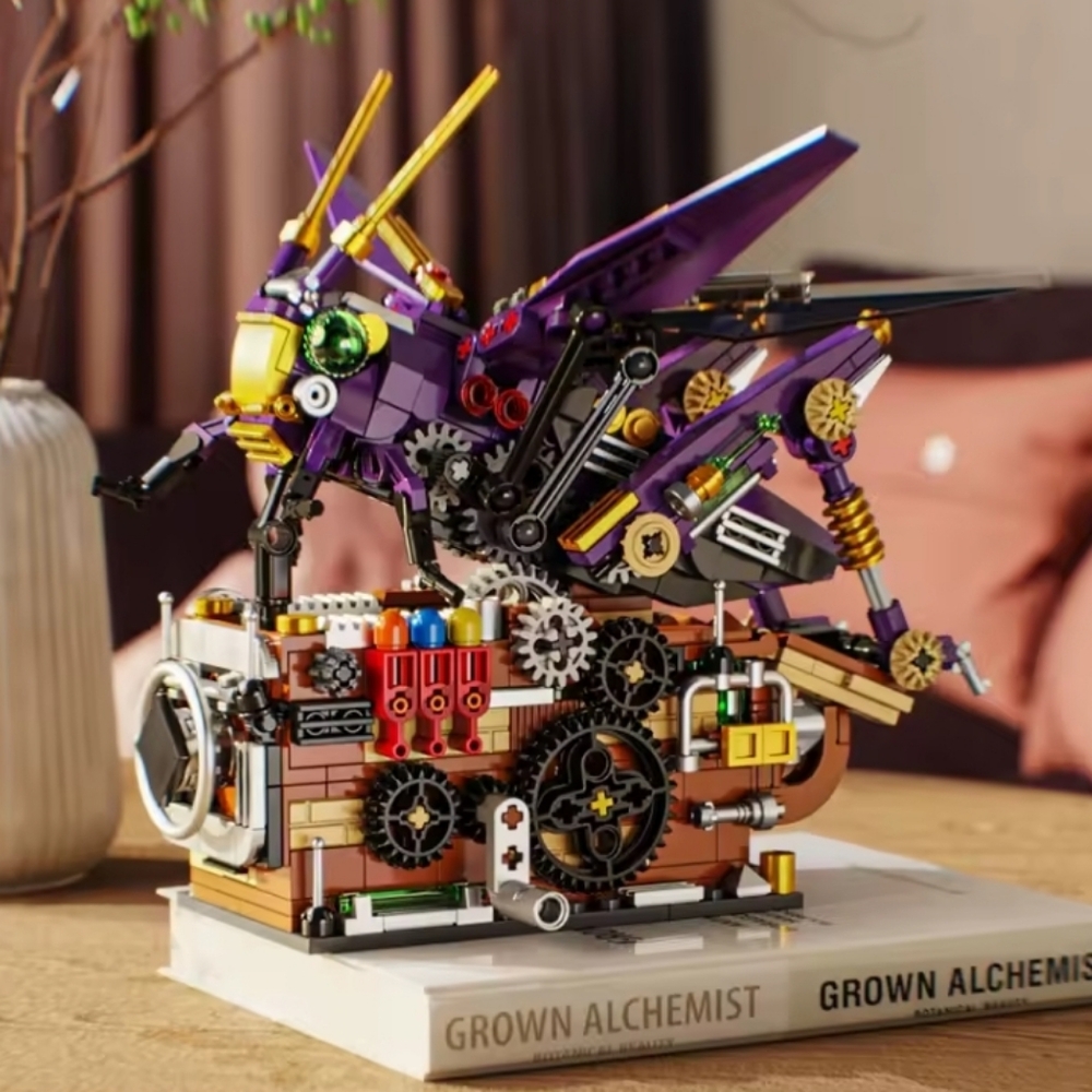 Colorful Mechanical Insect Building Set - Picture 3 of 5